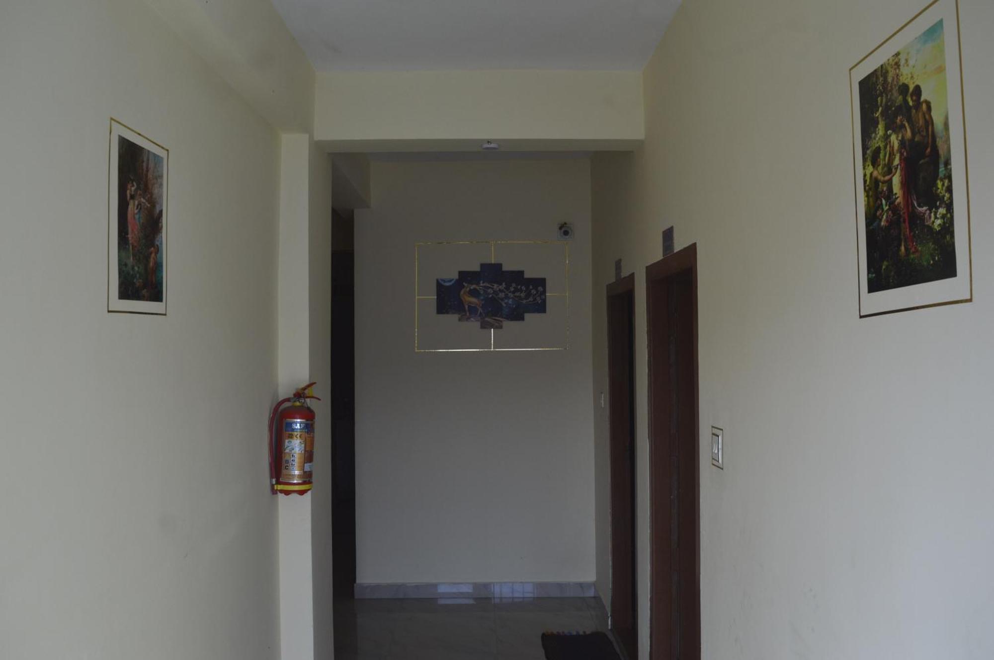 Green Castle Residency Nedumkandam Exterior photo