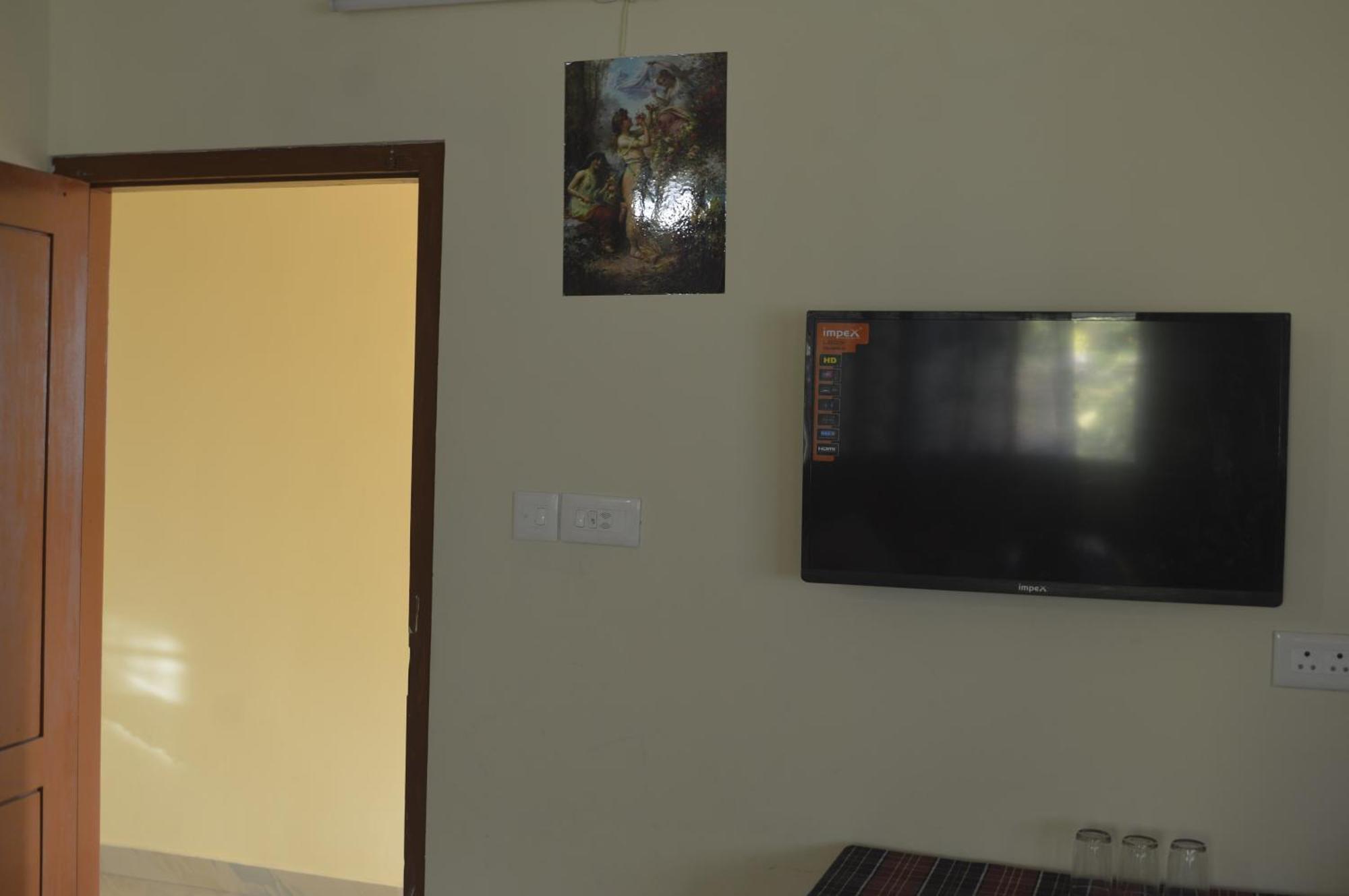 Green Castle Residency Nedumkandam Exterior photo